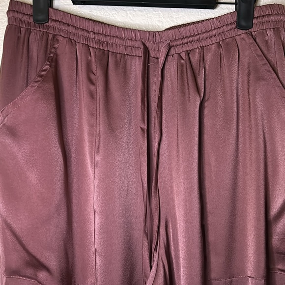 Dressy jogger pants - Picture 2 of 5